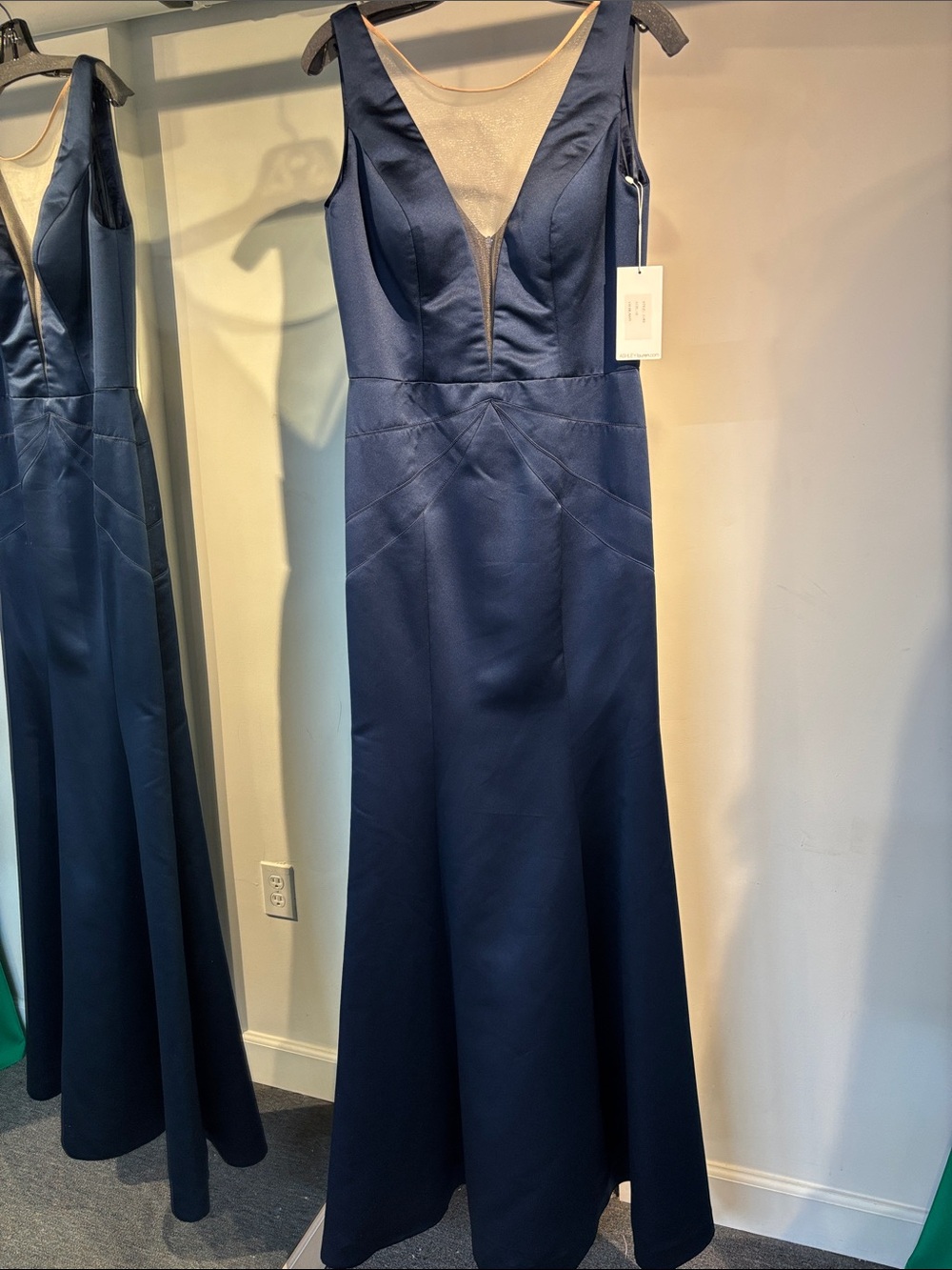 Ashley Lauren 1183 Navy Satin V-Neck Evening Gown - Picture 4 of 10